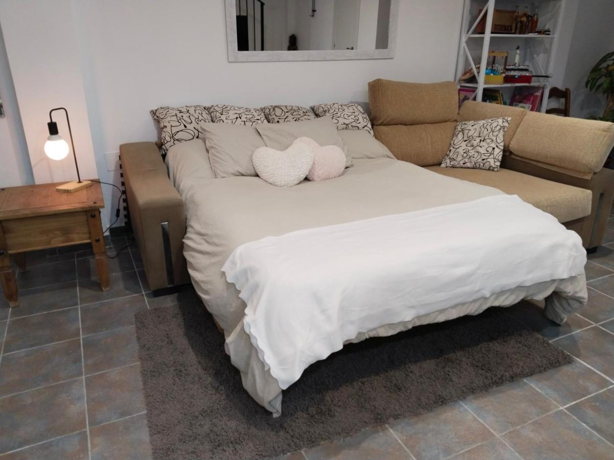 Acogedor Apartamento Loft Alhaurin de la Torre Bagian luar foto