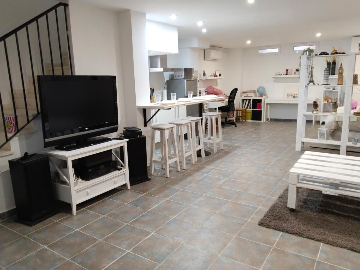 Acogedor Apartamento Loft Alhaurin de la Torre Bagian luar foto