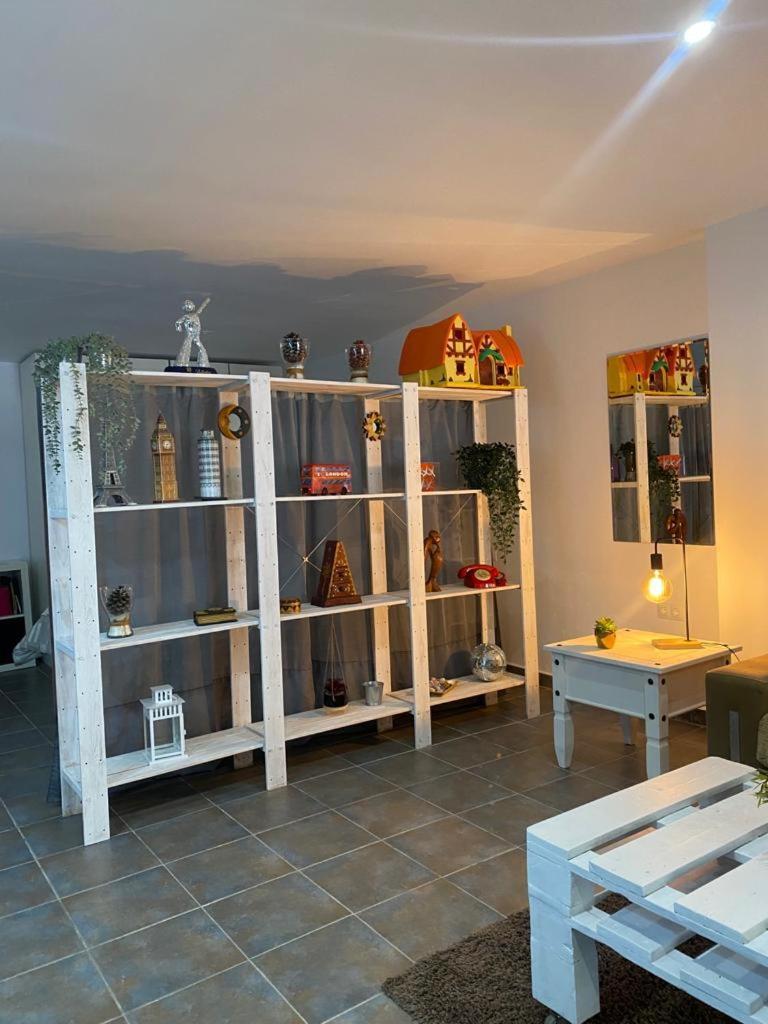 Acogedor Apartamento Loft Alhaurin de la Torre Bagian luar foto